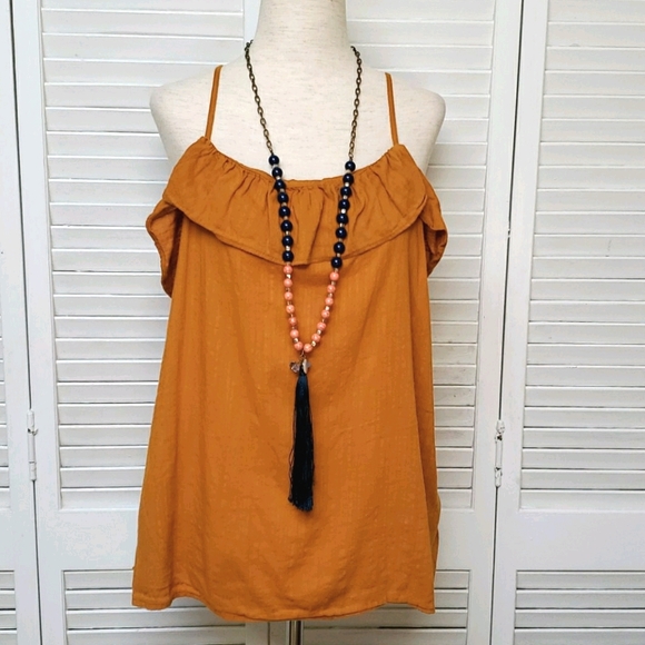 Old Navy Tops - Old Navy Size XL Ruffle Cami. NWOT